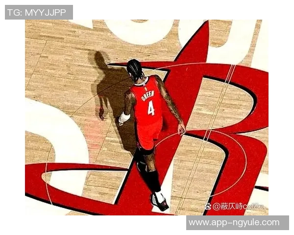 德文布克如何在NBA赛场上展现个人风采与团队合作精神